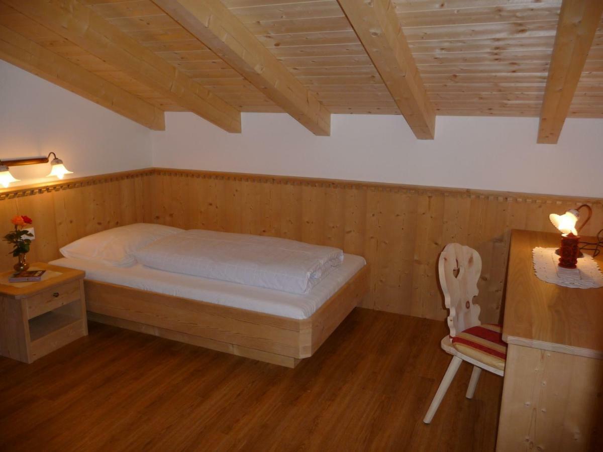 Ferienwohnungen Obermoarhof Lagundo Exterior foto